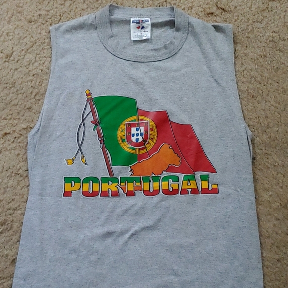 Portugal shirt/sunglasses - Picture 2 of 4